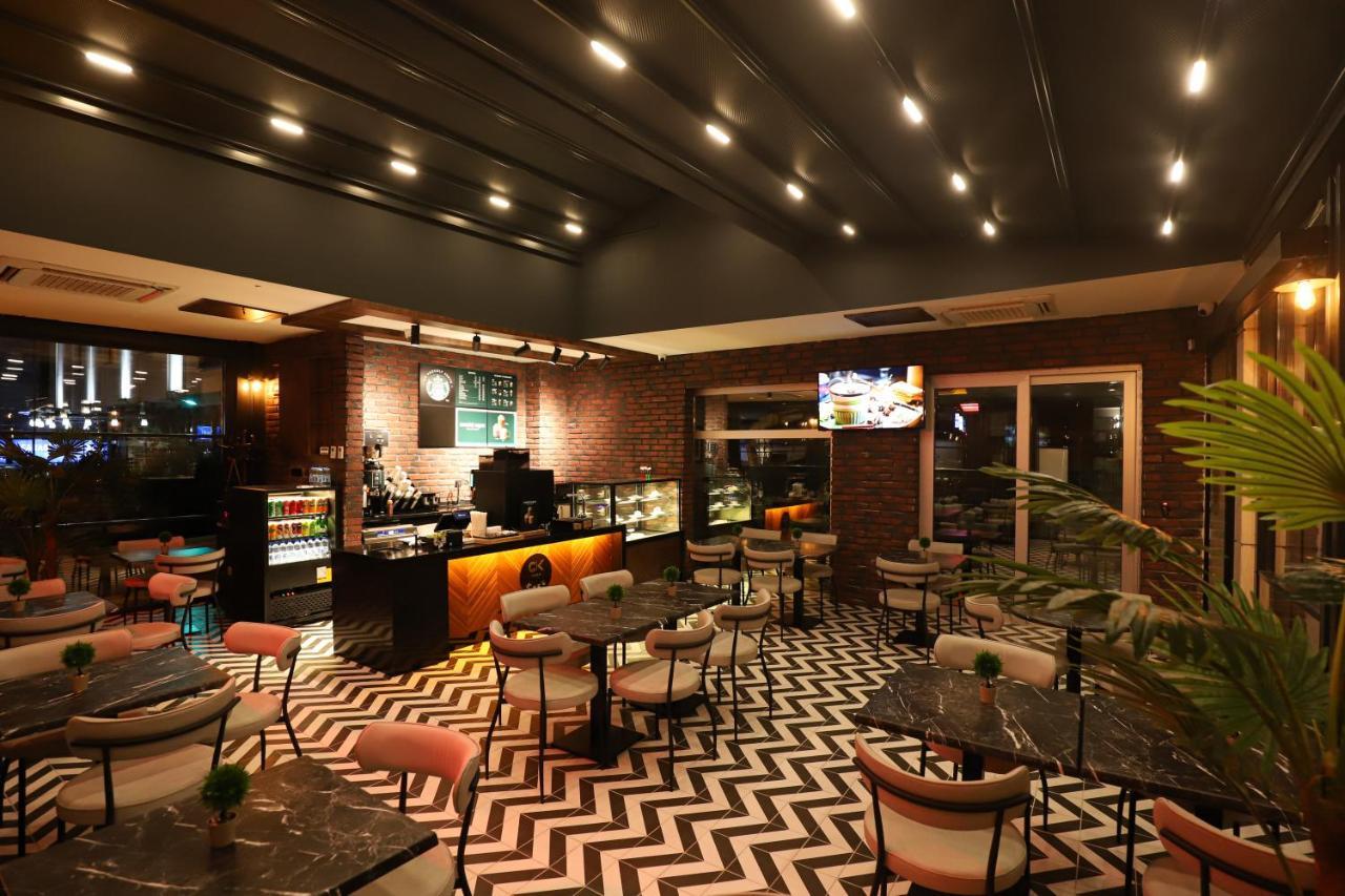 Ck Farabi Hotel Ankara Exteriör bild
